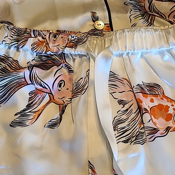 NWT Olivia von Halle Archive Print Ingo Cora Ivory Goldfish Pajamas - Picture 8 of 9